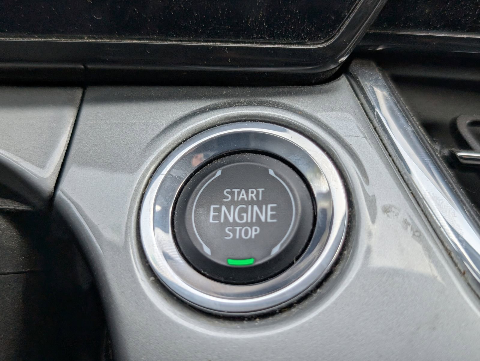 Used 2024 Chevrolet Trax LT w/ Driver Confidence Package image 15