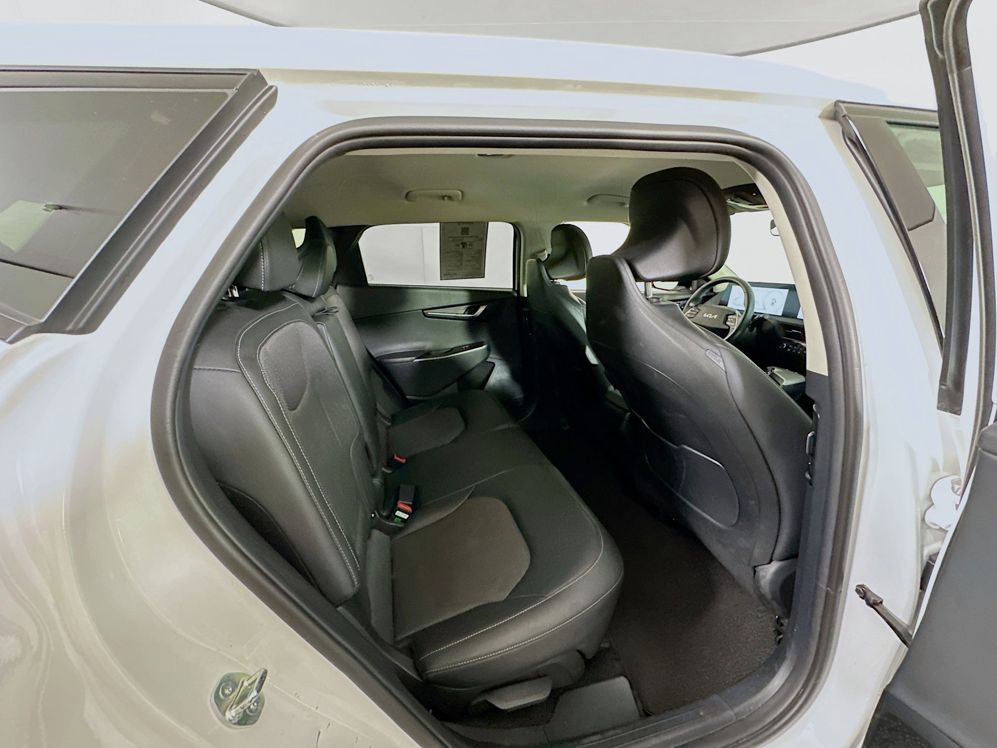 Used 2024 Kia EV6 Light RWD image 29