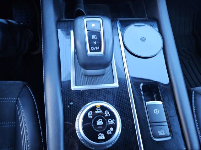 Used 2024 Mitsubishi Outlander SE Black Edition image 17