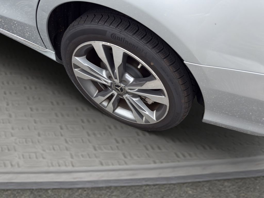 Used 2021 Mercedes-Benz C 300 4MATIC Sedan image 31