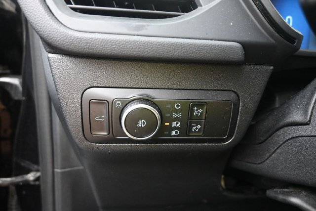 Used 2025 Ford Escape ST-Line Select AWD/4WD image 16