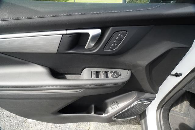 Used 2025 Buick Enclave Preferred image 12