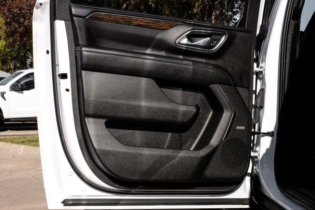 Used 2022 Chevrolet Suburban Premier image 49