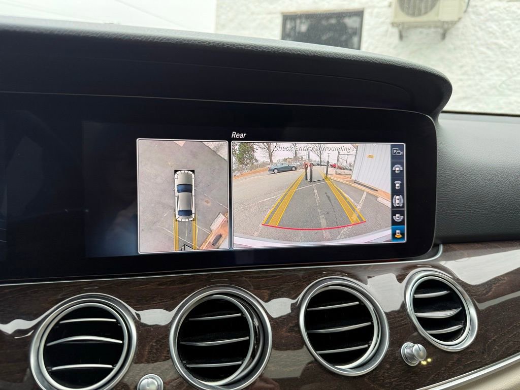 Used 2019 Mercedes-Benz E 300 w/ Premium 1 Package image 9