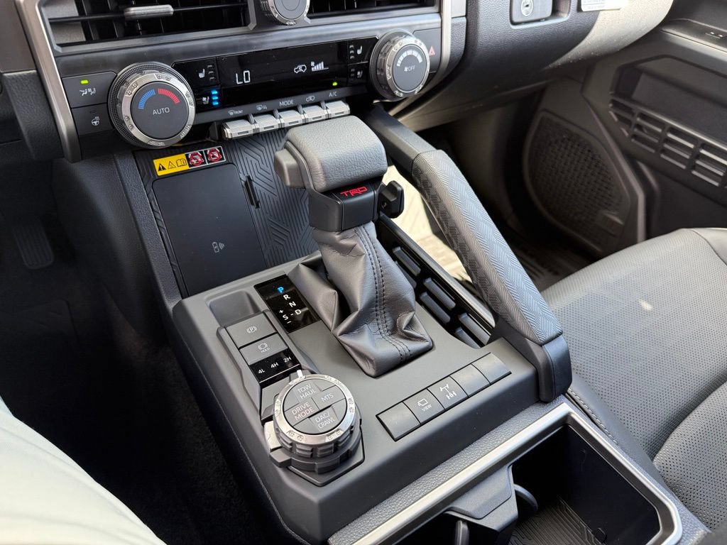 New 2026 Toyota 4Runner TRD Off-Road Premium AWD/4WD image 28