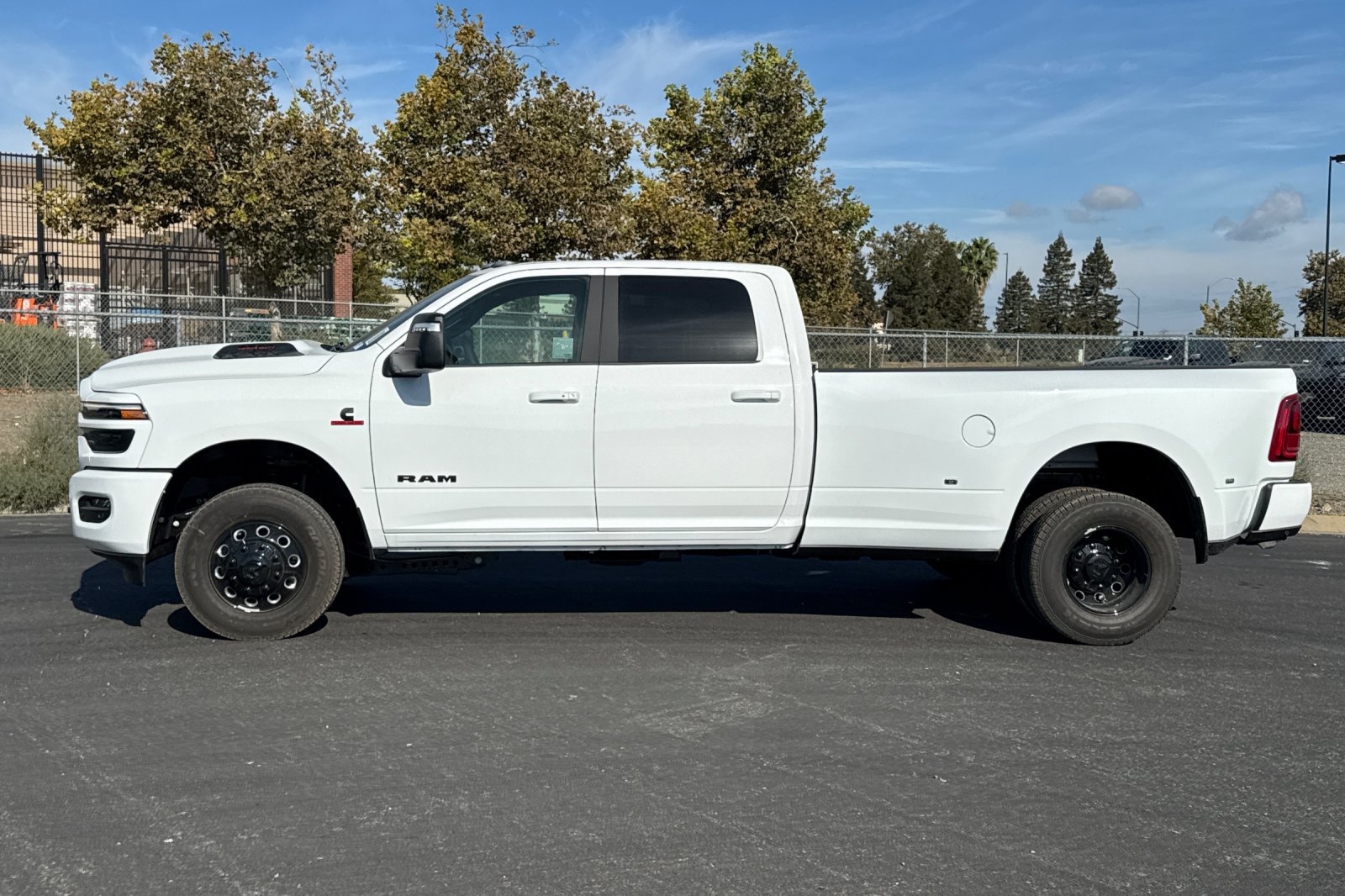 New 2027 RAM 3500 Laramie w/ Night Edition AWD/4WD image 6
