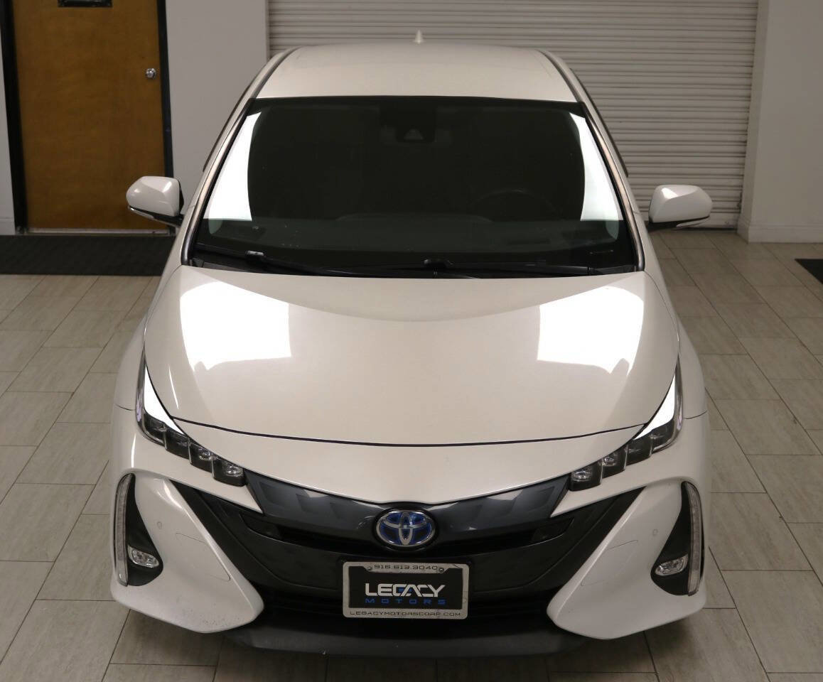 Used 2017 Toyota Prius Prime Advanced image 86