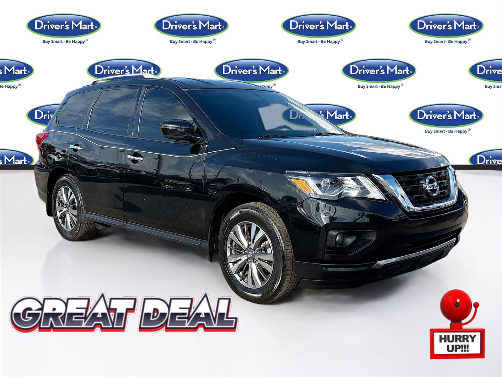 Used 2020 Nissan Pathfinder SV image 1