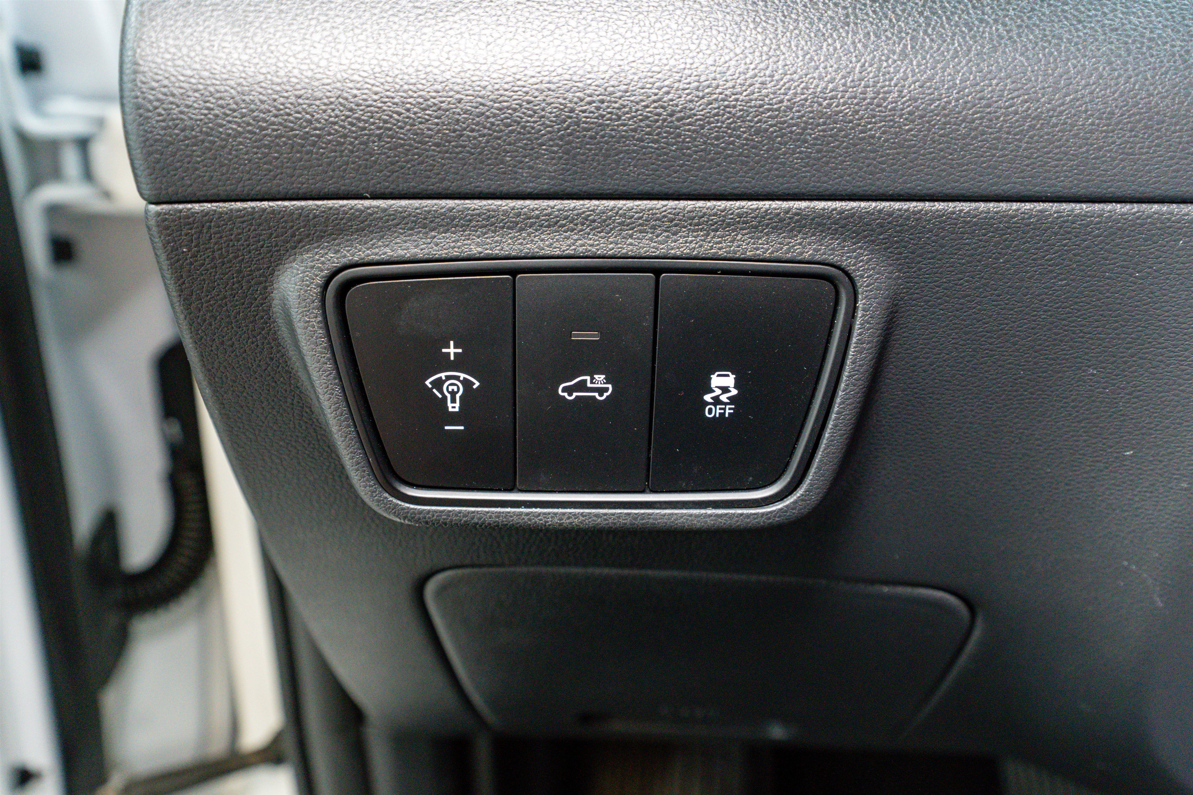 Used 2022 Hyundai Santa Cruz Limited image 36