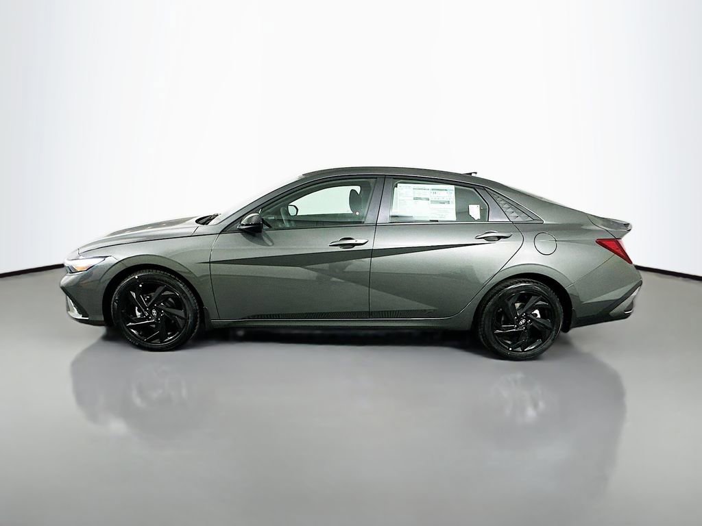 New 2026 Hyundai Elantra Sport image 8