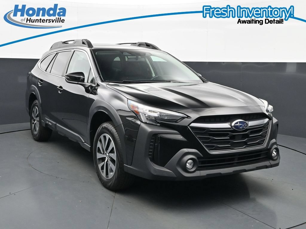 Used 2024 Subaru Outback Premium AWD/4WD image 1