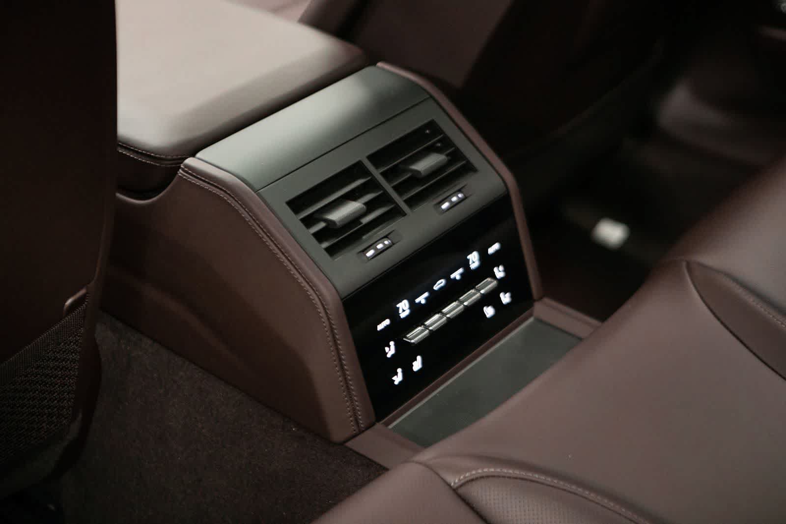 New 2026 Porsche Panamera RWD image 35