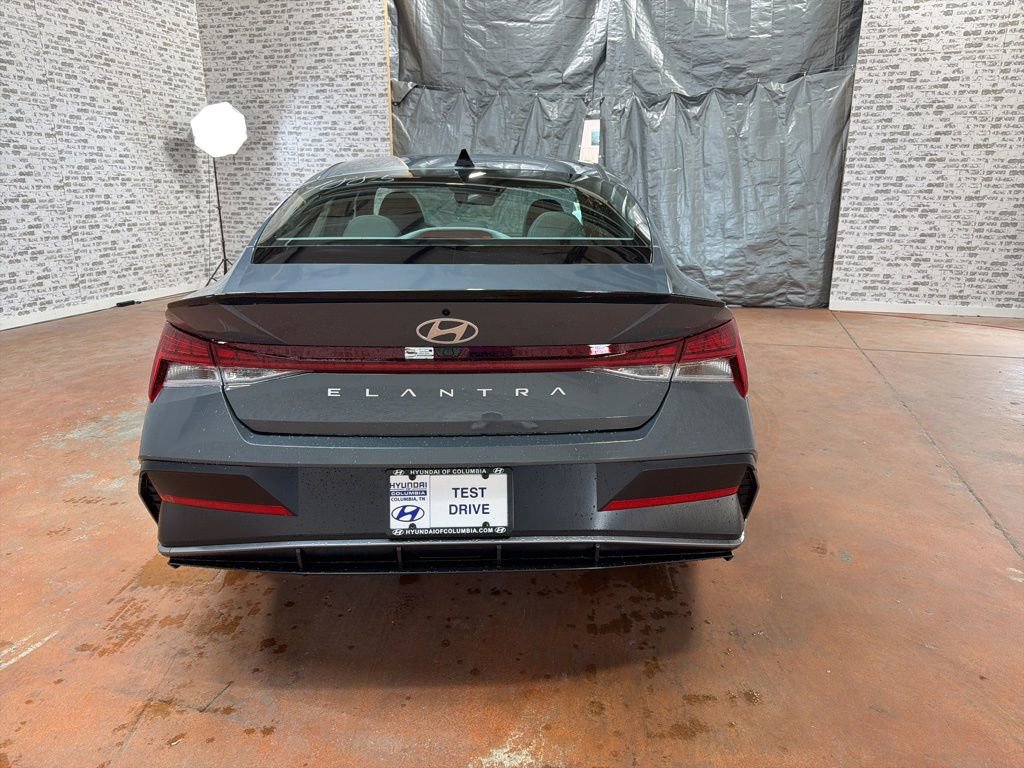 New 2026 Hyundai Elantra SEL Sport image 6