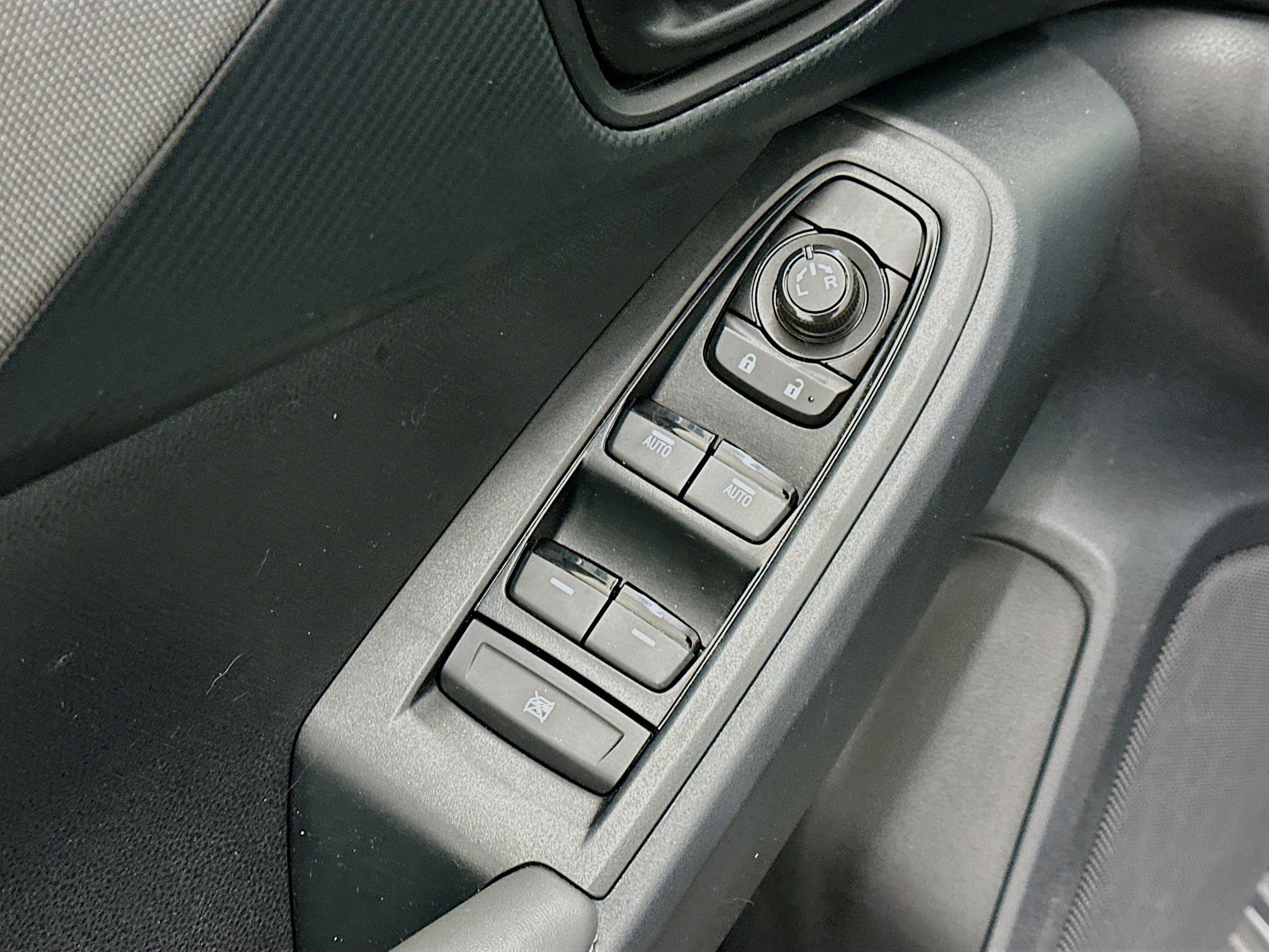 Used 2024 Subaru Crosstrek 2.0i Premium image 15