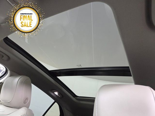 Used 2019 Cadillac XT4 Luxury w/ Cold Weather Package image 29