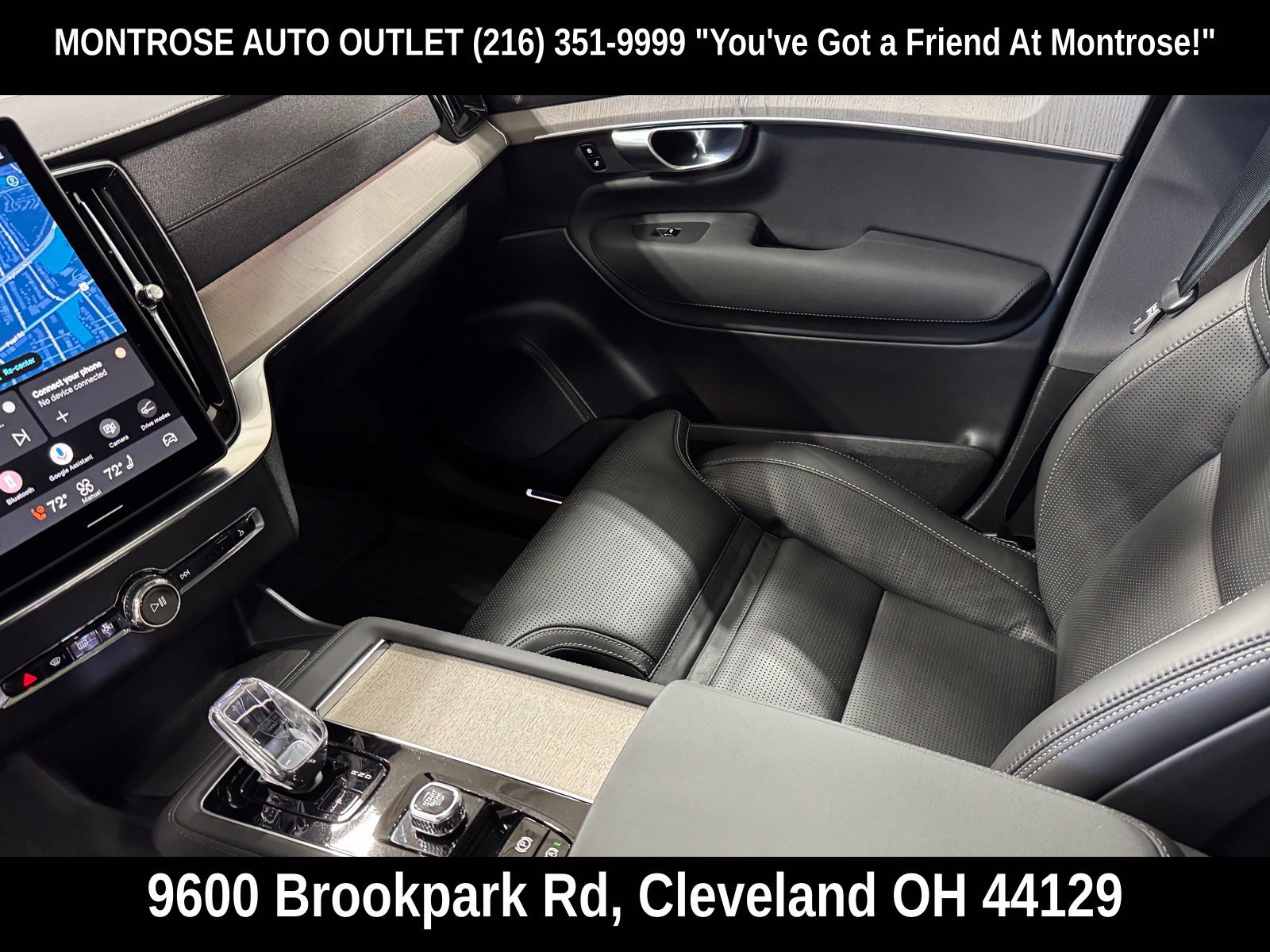 Certified 2025 Volvo XC90 B6 Ultra w/ Protection Package Premier AWD/4WD image 17