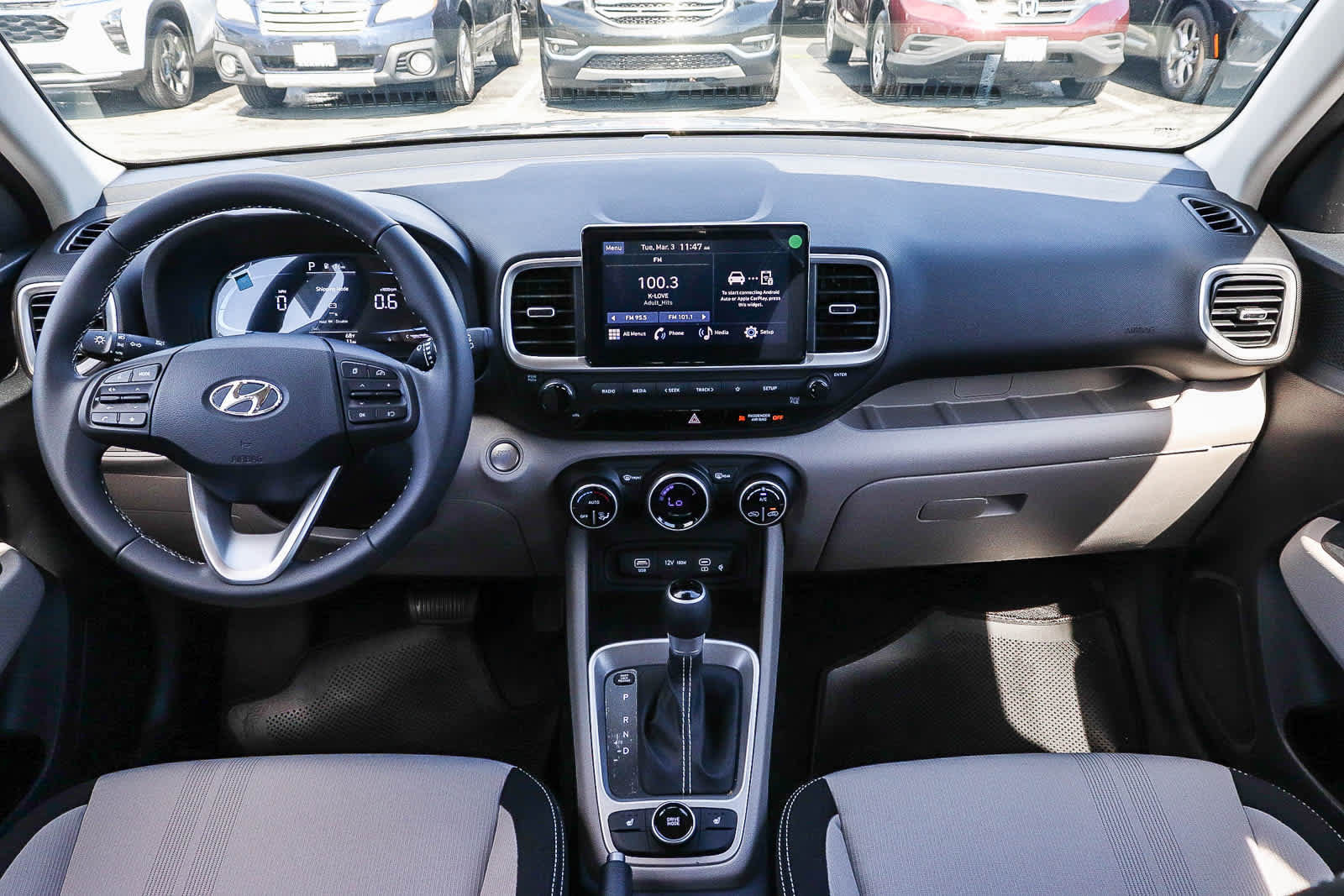 New 2026 Hyundai Venue SEL FWD image 18