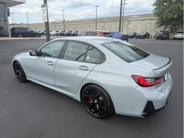 Used 2026 BMW 330i xDrive Sedan w/ M Sport Package AWD/4WD image 3