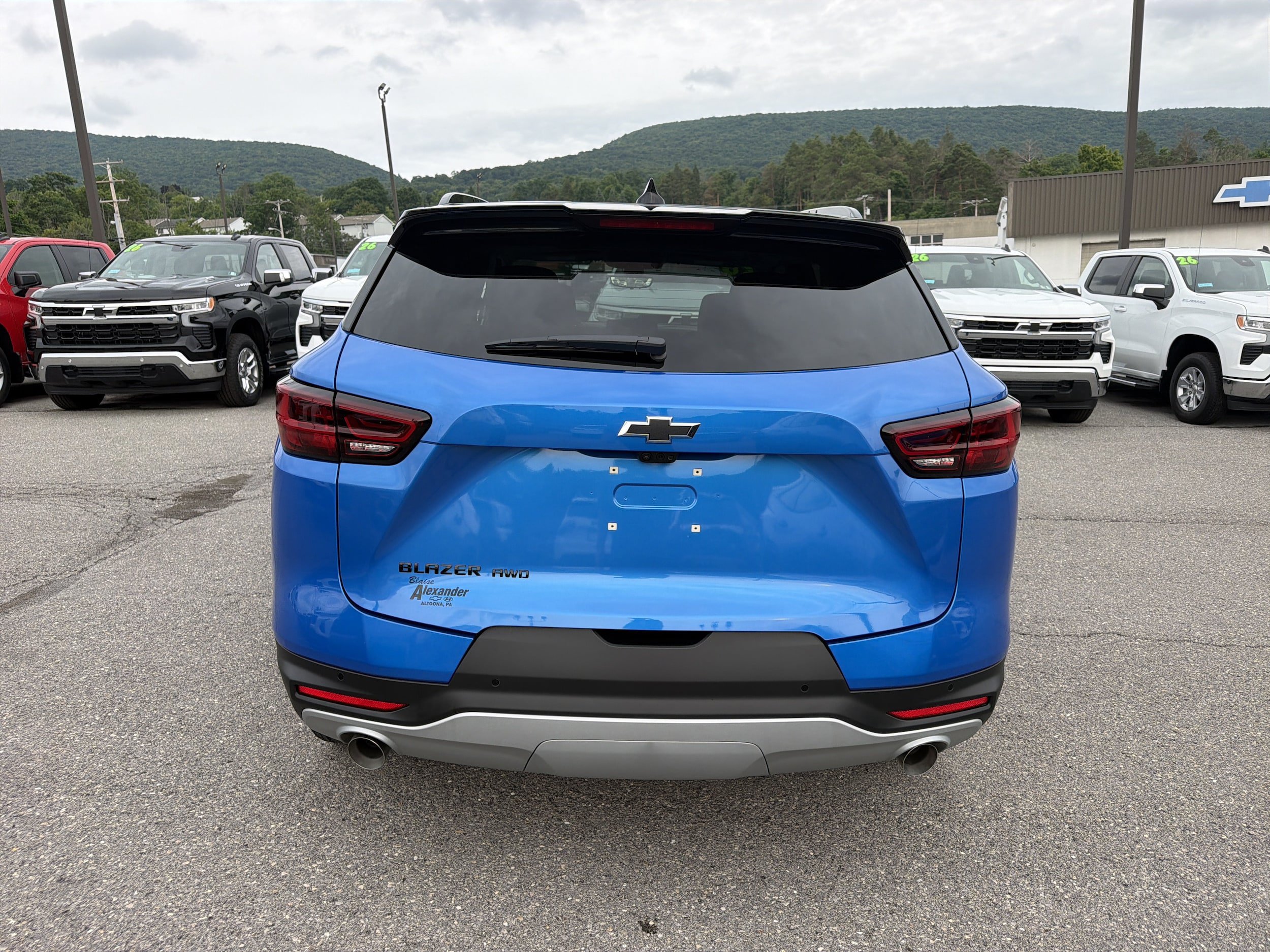 New 2026 Chevrolet Blazer LT w/ Sound & Technology Package AWD/4WD image 4