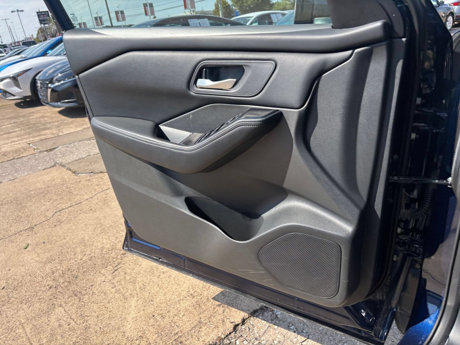 Used 2026 Nissan Rogue SV AWD/4WD image 18