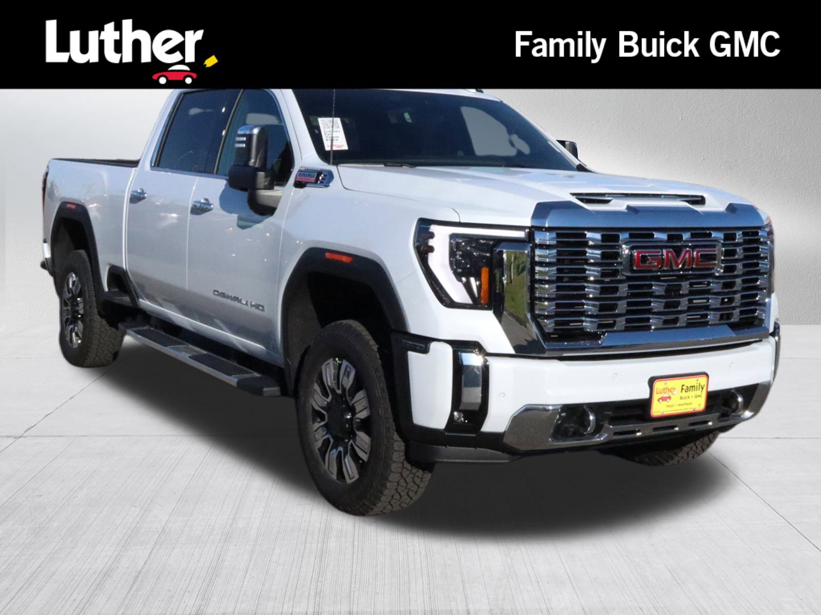 New 2026 GMC Sierra 3500 Denali w/ Denali Reserve Package image 1