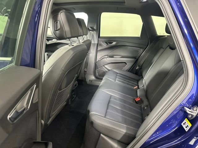 Used 2022 Audi Q4 e-tron Prestige image 25