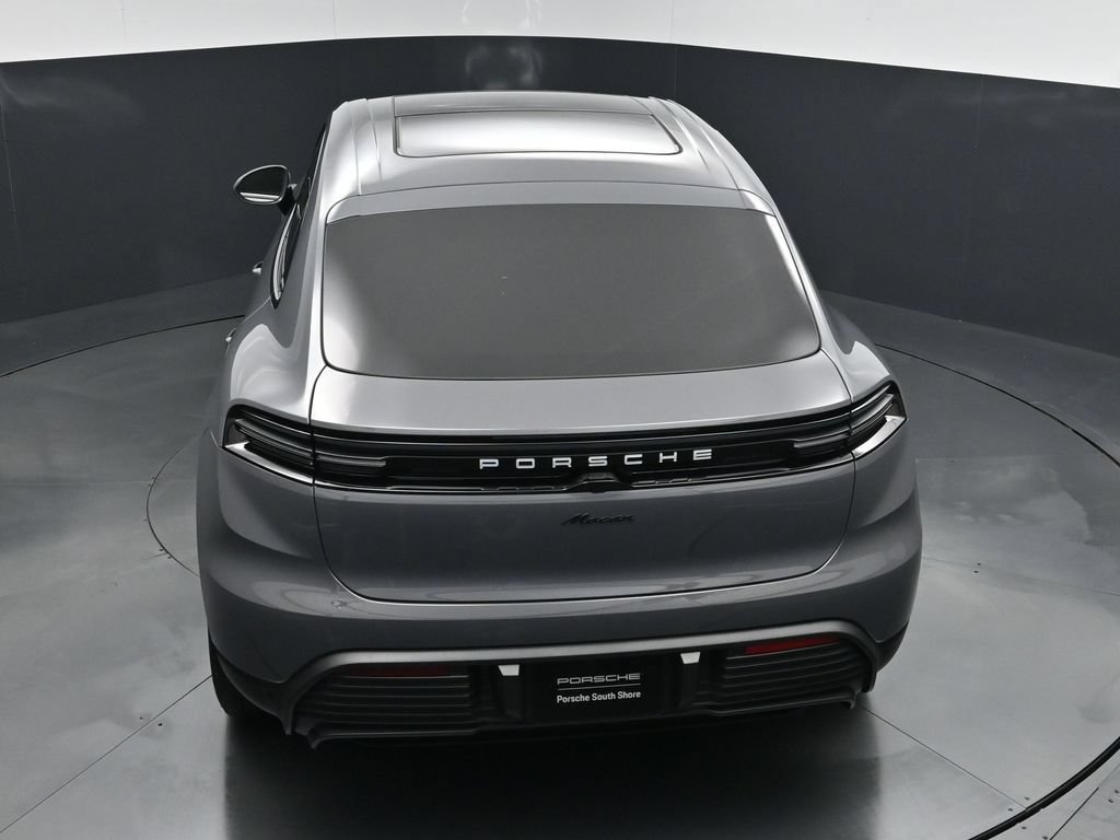 New 2025 Porsche Macan Electric RWD image 19