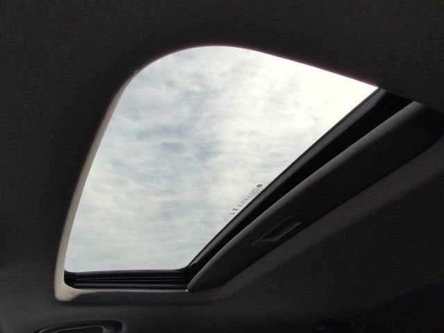 New 2026 Chevrolet Trax RS w/ Sunroof Package FWD image 23