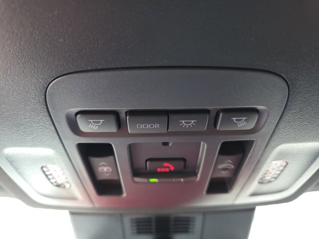 Used 2025 Toyota Camry XSE image 24