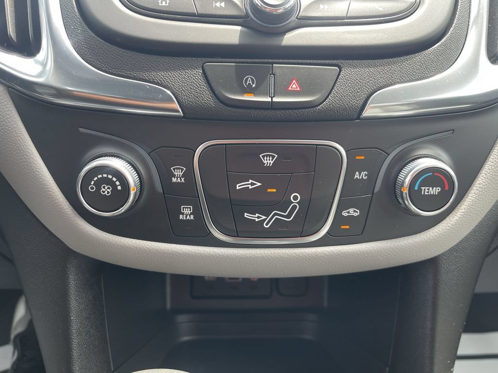 Used 2024 Chevrolet Equinox LS w/ LS Convenience Package FWD image 23