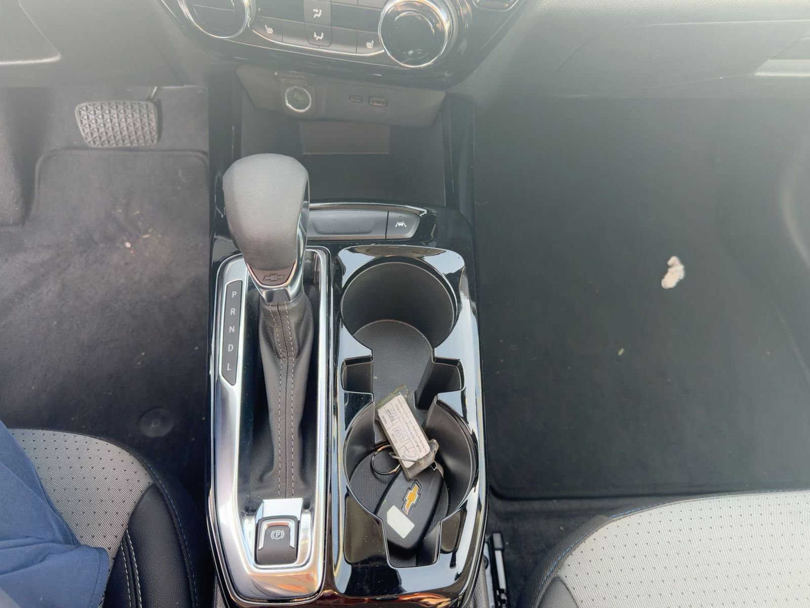 Used 2025 Chevrolet Trax LT w/ LT Convenience Package image 9