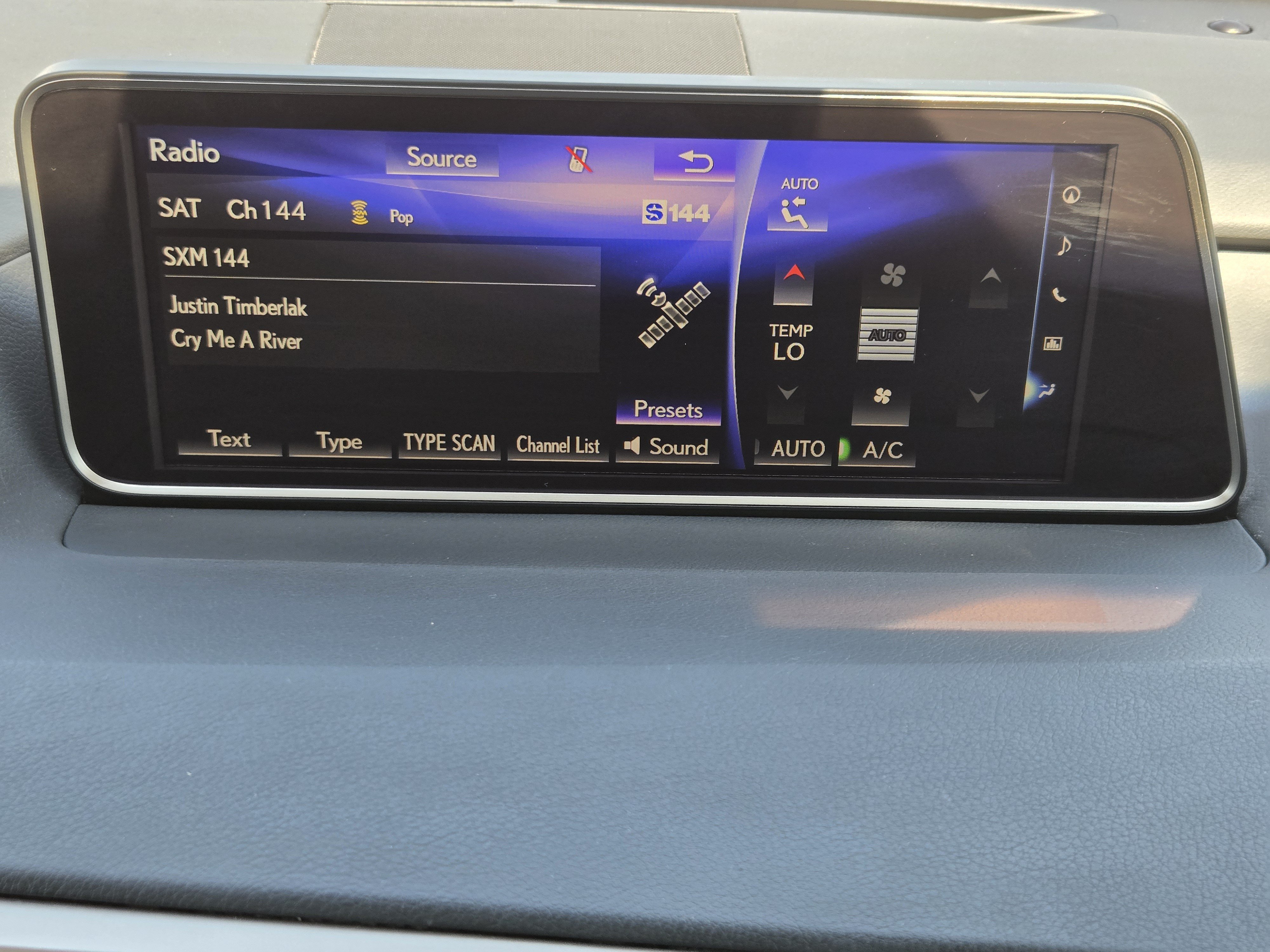 Used 2019 Lexus RX 350 FWD w/ Navigation Package image 17