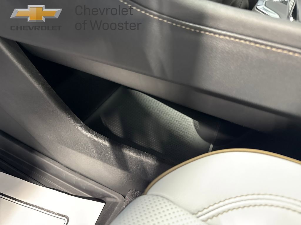 New 2026 Chevrolet Traverse High Country w/ LPO, Floor Liner Package image 20