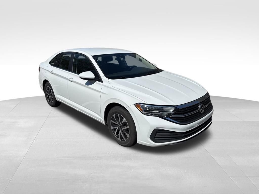 Used 2024 Volkswagen Jetta S image 4