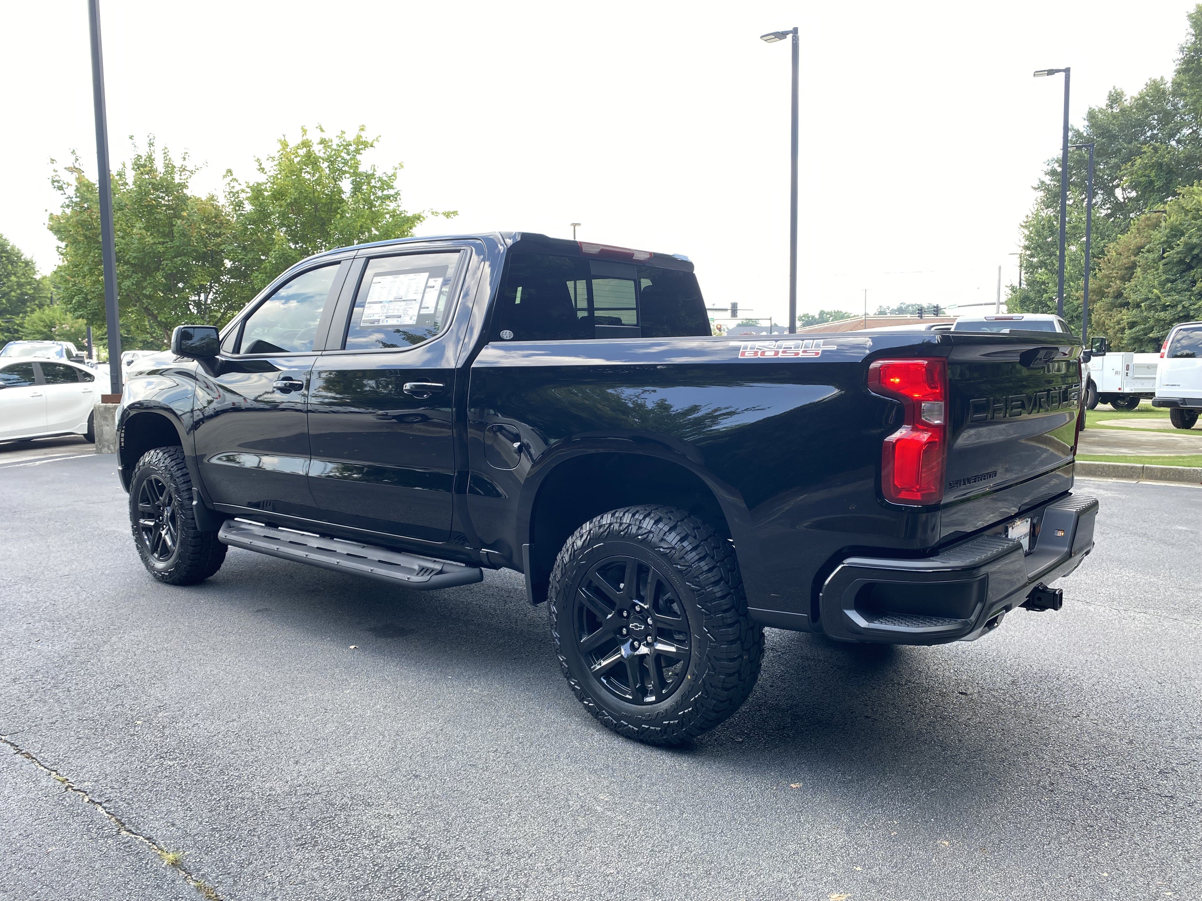 New 2026 Chevrolet Silverado 1500 LT Trail Boss w/ Convenience Package II AWD/4WD image 7