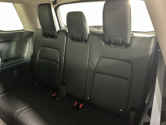 New 2026 Nissan Pathfinder Platinum AWD/4WD image 24