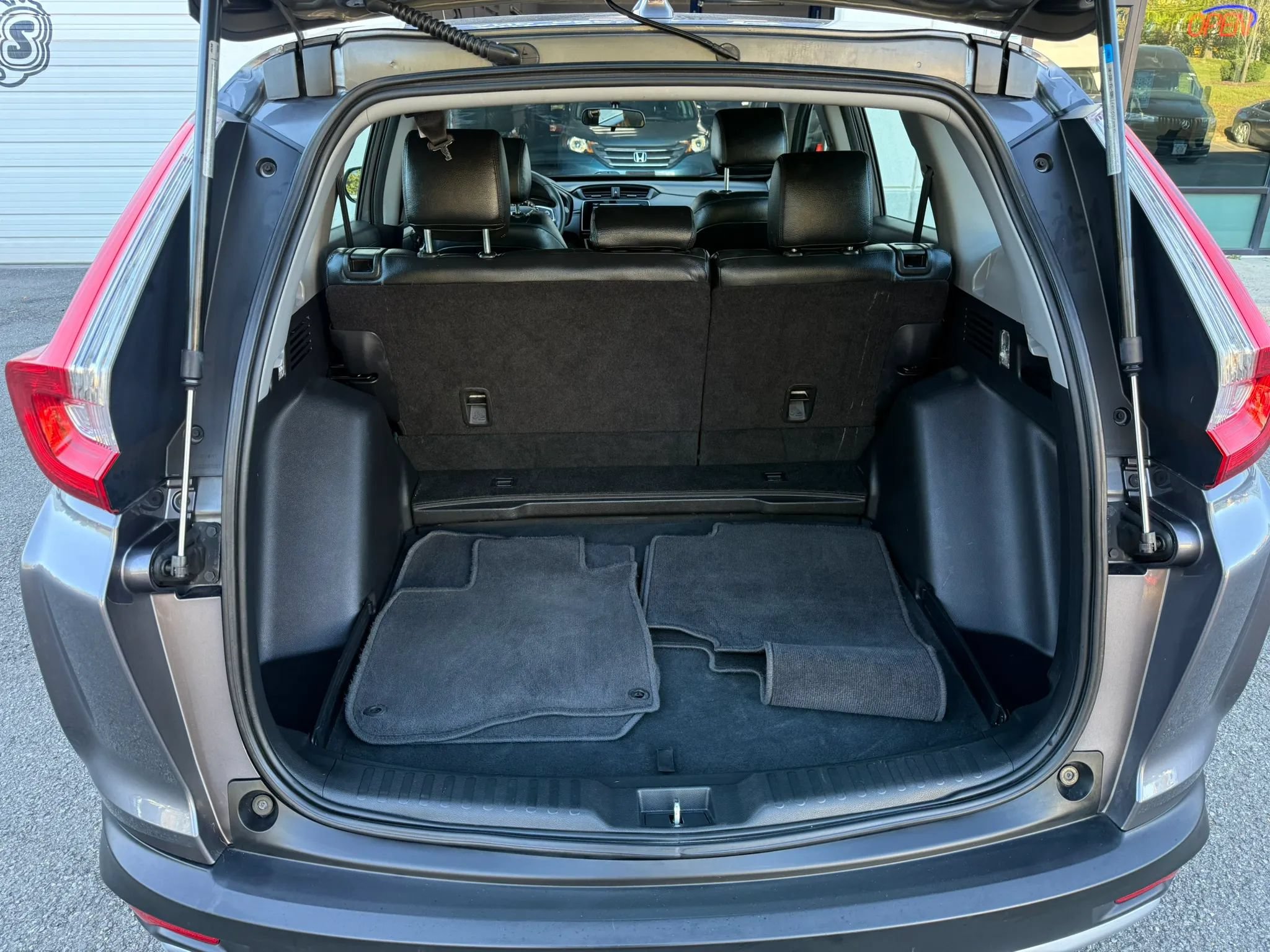 Used 2018 Honda CR-V LX image 25