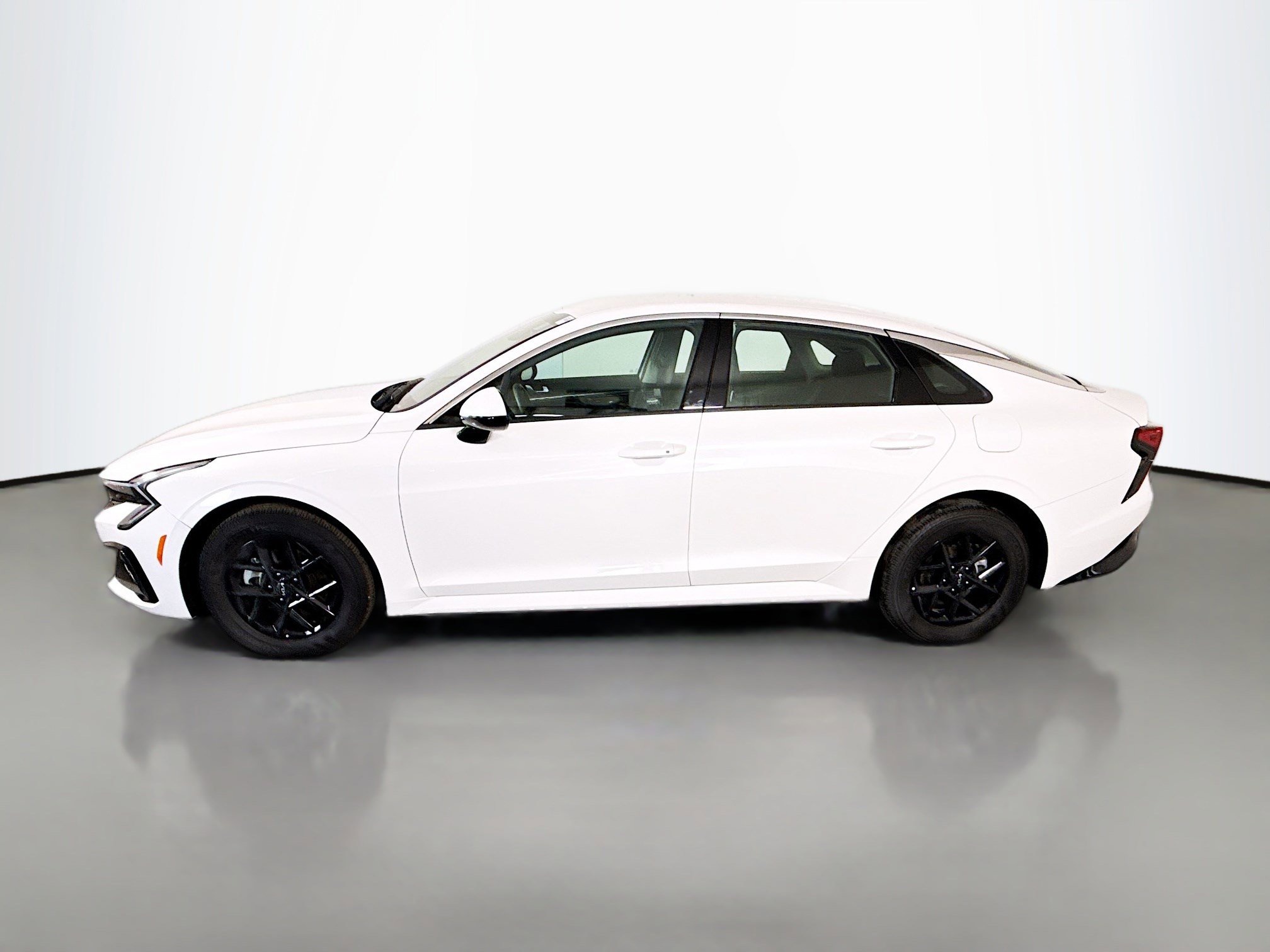 Used 2026 Kia K5 LXS image 6