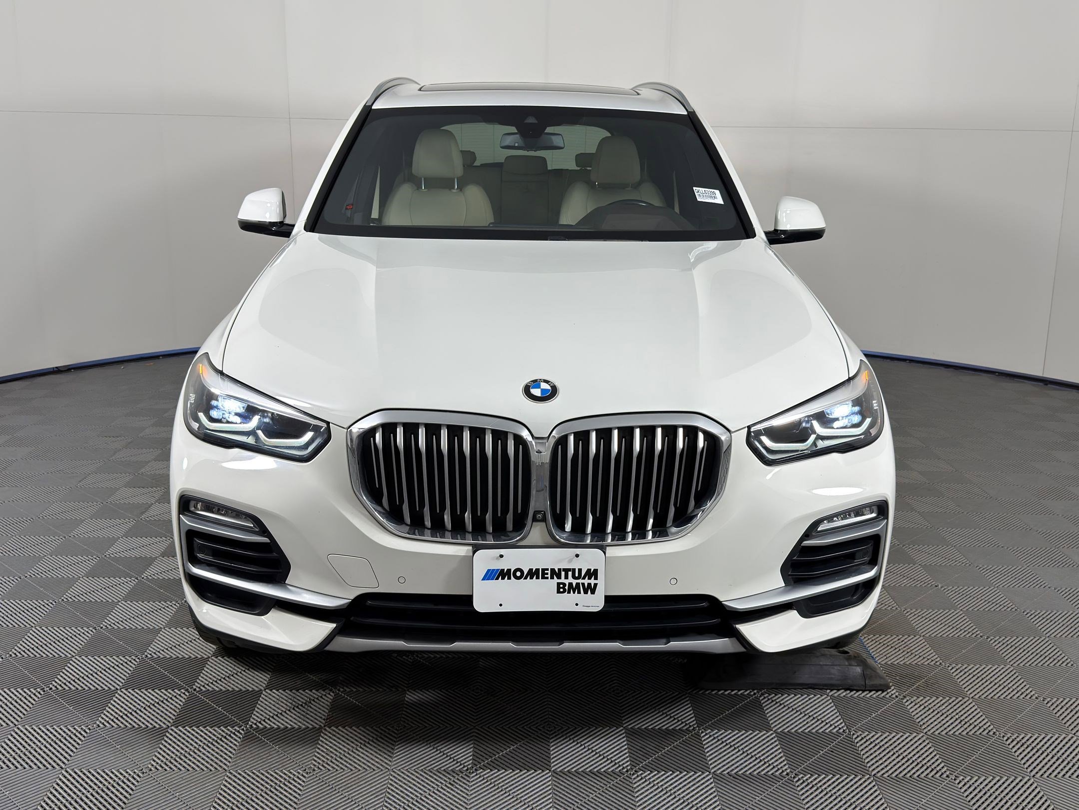 Used 2019 BMW X5 xDrive40i w/ Premium Package 2 image 5