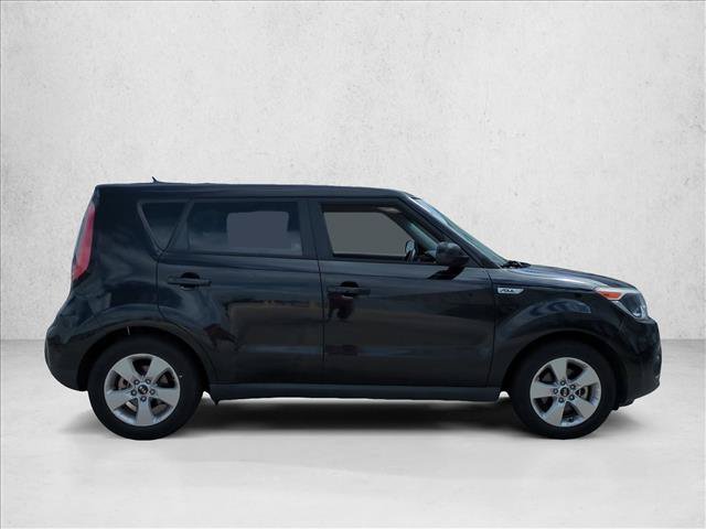 Used 2017 Kia Soul FWD image 4
