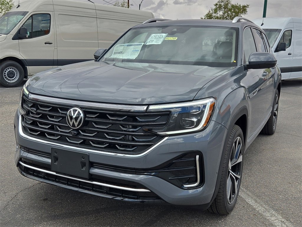 New 2025 Volkswagen Atlas SEL Premium R-Line image 4