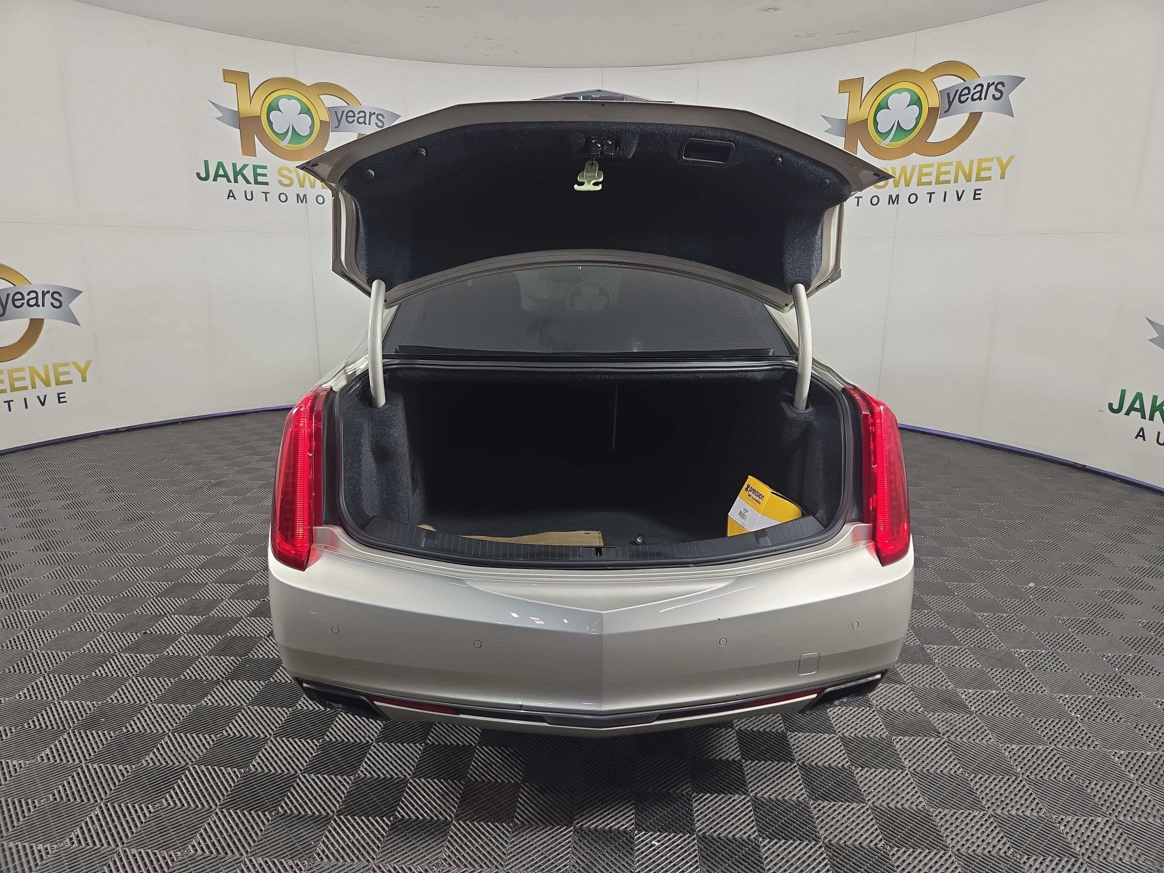 Used 2016 Cadillac XTS Luxury w/ Driver Awareness Package FWD image 34
