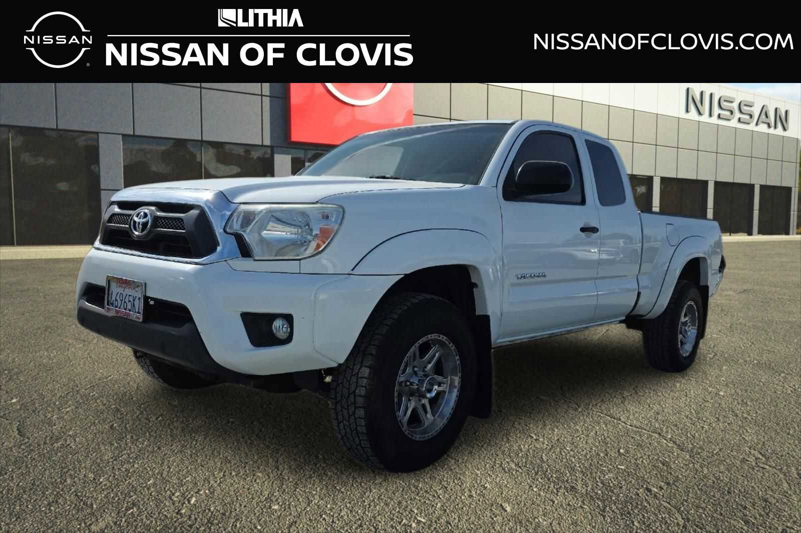 Used 2014 Toyota Tacoma PreRunner w/ SR5 Package RWD image 1
