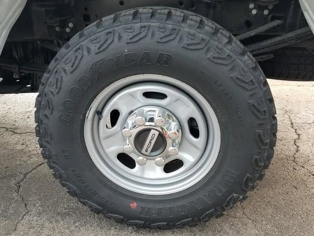 New 2026 Ford F350 XL w/ XL Off-Road Package AWD/4WD image 28