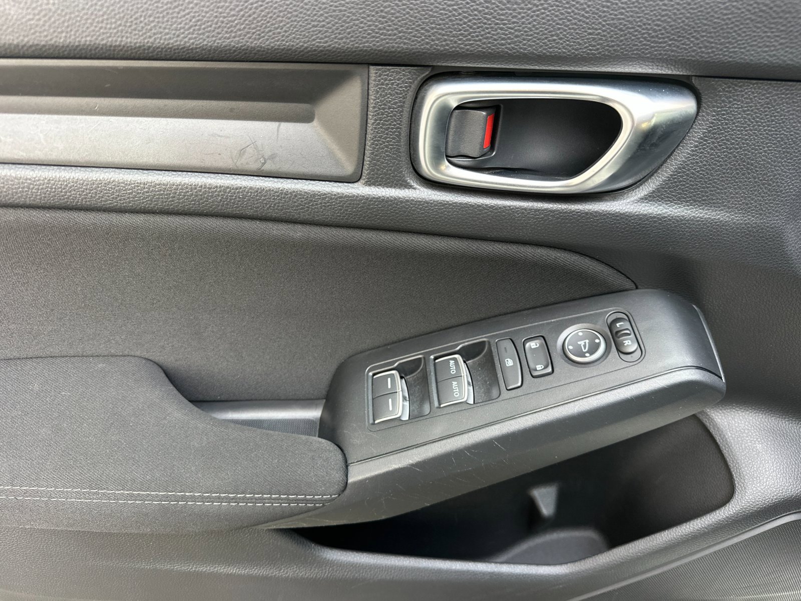 Used 2022 Honda Civic Sport image 11