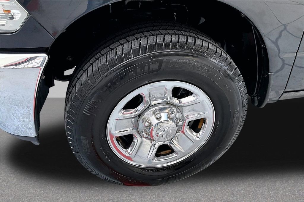 Used 2014 RAM 2500 SLT w/ Luxury Group image 31