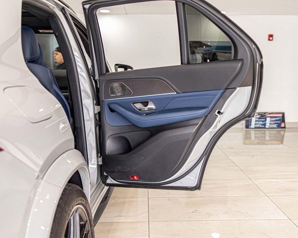 Used 2025 Mercedes-Benz GLE 63 AMG S image 40