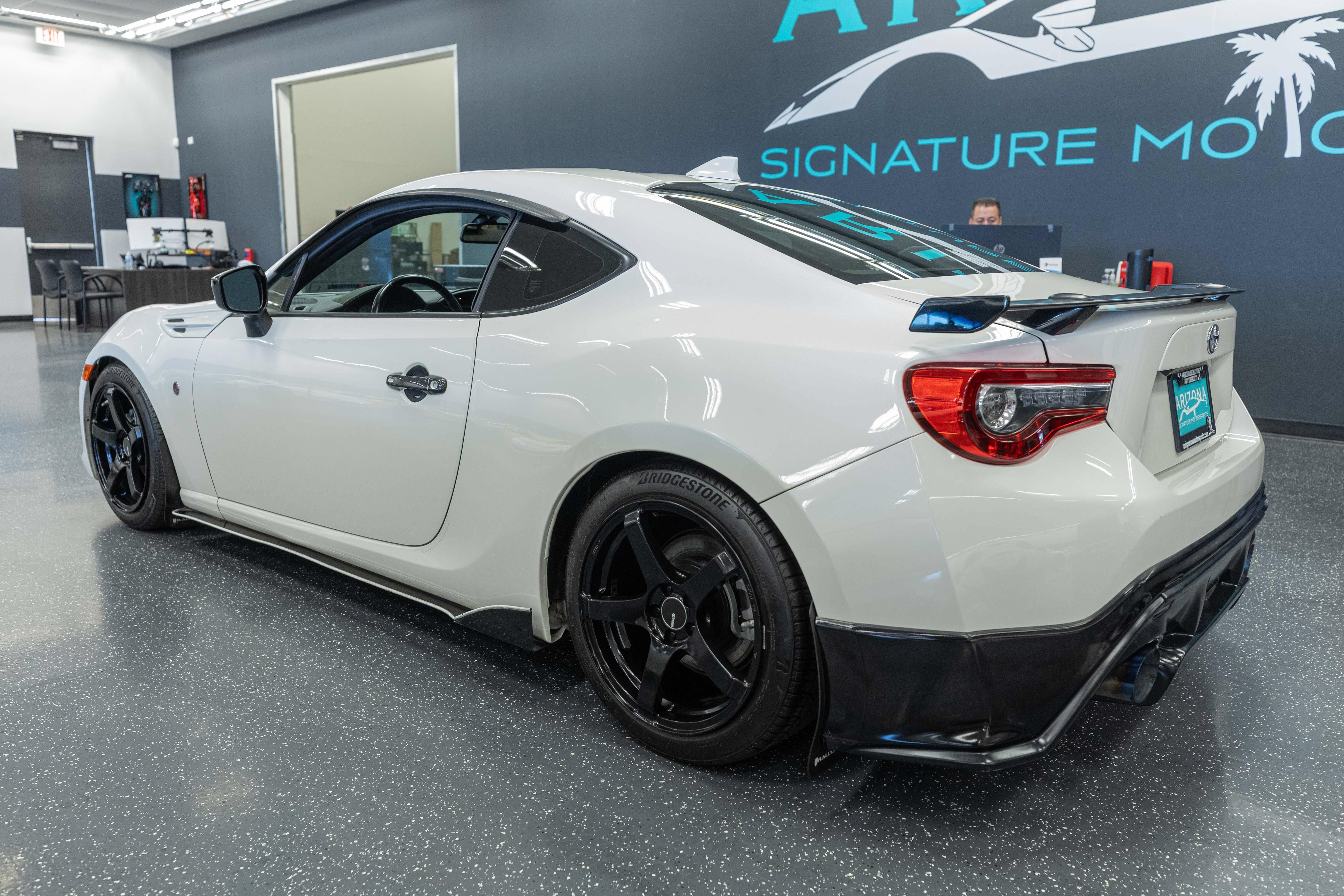 Used 2018 Toyota 86 RWD image 7