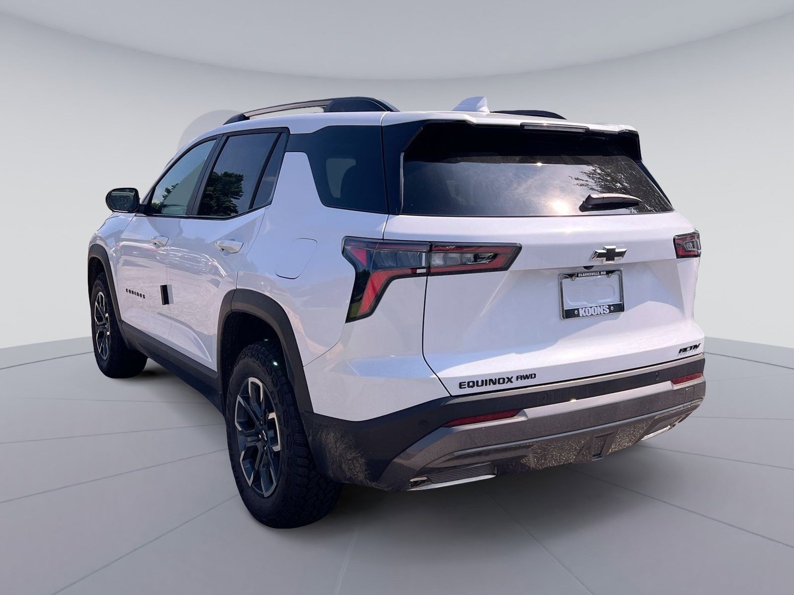 New 2026 Chevrolet Equinox ACTIV image 4