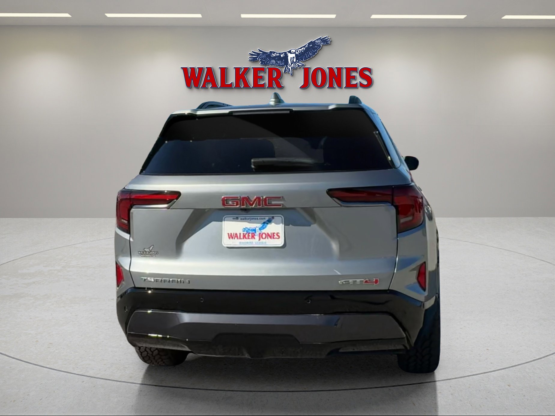 Used 2026 GMC Terrain AT4 image 4